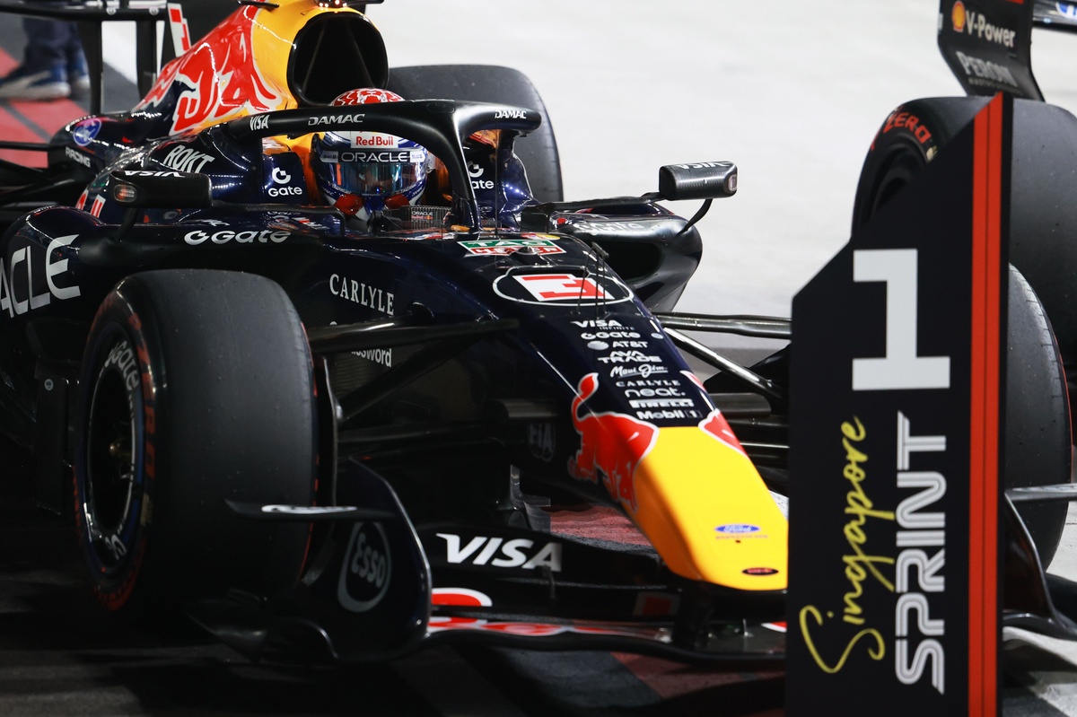 F1 | Red Bull, Verstappen rischia la pole per due ore. Poi arriva l'assoluzione