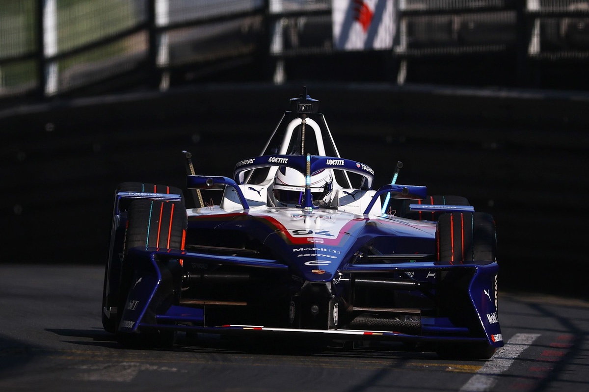 FE | Wehrlein firma la prima pole di Londra nel derby Porsche e avvicina la vetta
