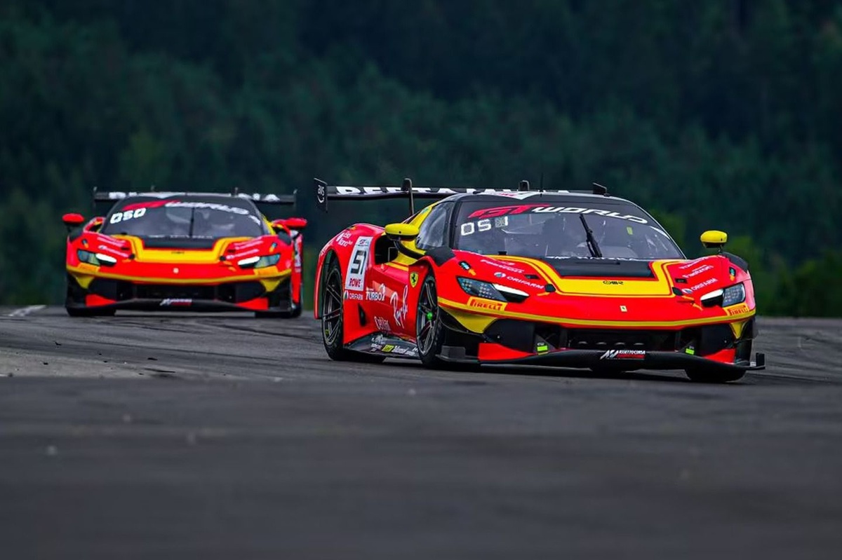 GT World | Costa, Ferrari e Lacorte sulle Ferrari di AF Corse a Portimão