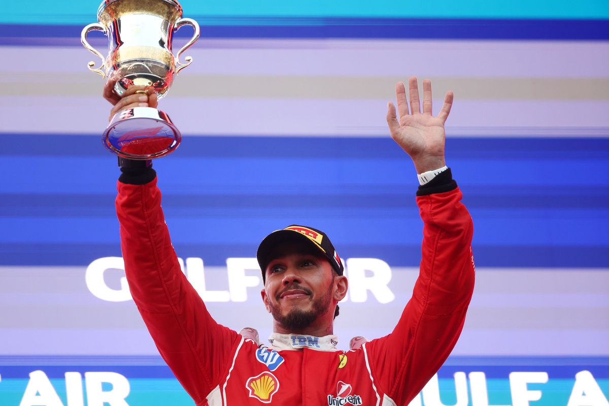 F1 | Ferrari, dal rischio naufragio al podio: Hamilton salva Sepang