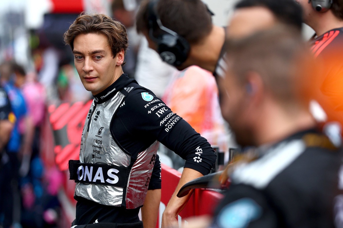 F1 | Mercedes: manca budget e i piloti non possono usare il gilet refrigerante. Sta alla FIA intervenire o no?