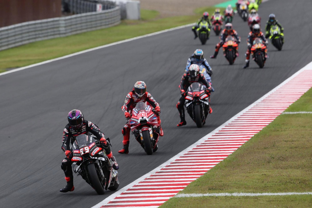 La MotoGP annuncia il nuovo format: dal 2027 ci saranno due qualifiche ogni weekend, in stile F1