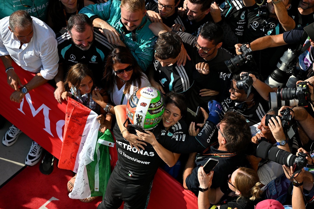 F1 | Antonelli vince a Monza e torna subito in kart: il segreto è restare semplicemente Kimi