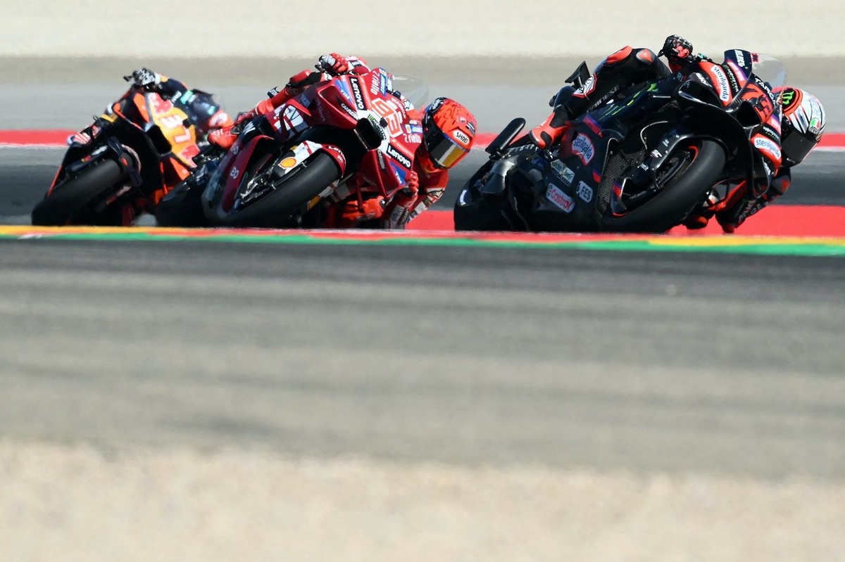MotoGP | Brivido a 300 km/h: Bezzecchi e Marquez raccontano come l'aerodinamica risucchiava le loro moto