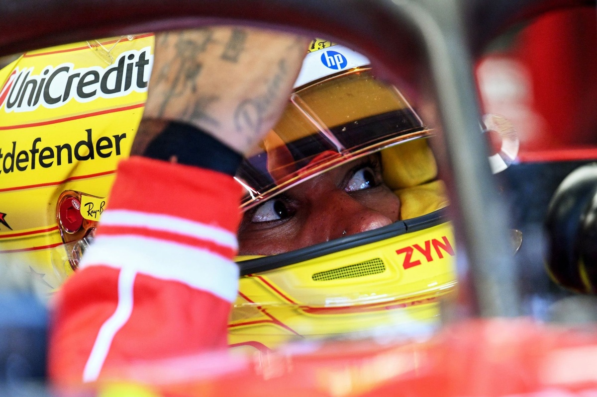 F1 | Hamilton: "Mi sono chiarito con Fred e anche con Charles c'è stato un faccia a faccia"