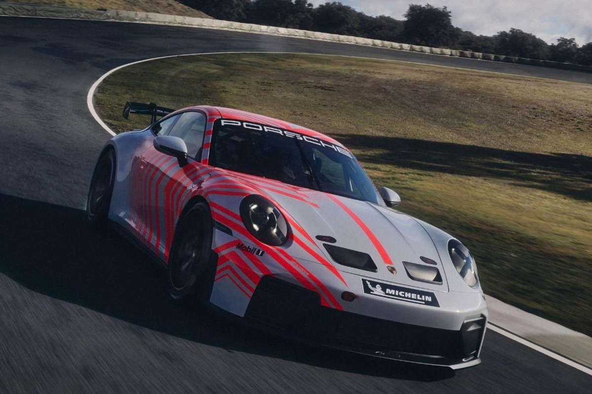 Porsche presenta la 911 Challenge, il DNA della GT3 per nuovi clienti in pista