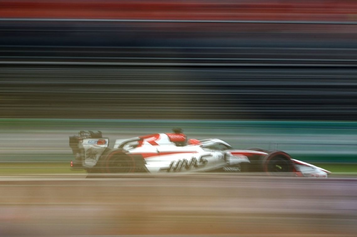 F1 | Haas, lo sviluppo della VF-26 continua: "Prima di pensare al 2027 dobbiamo risolvere i problemi attuali"