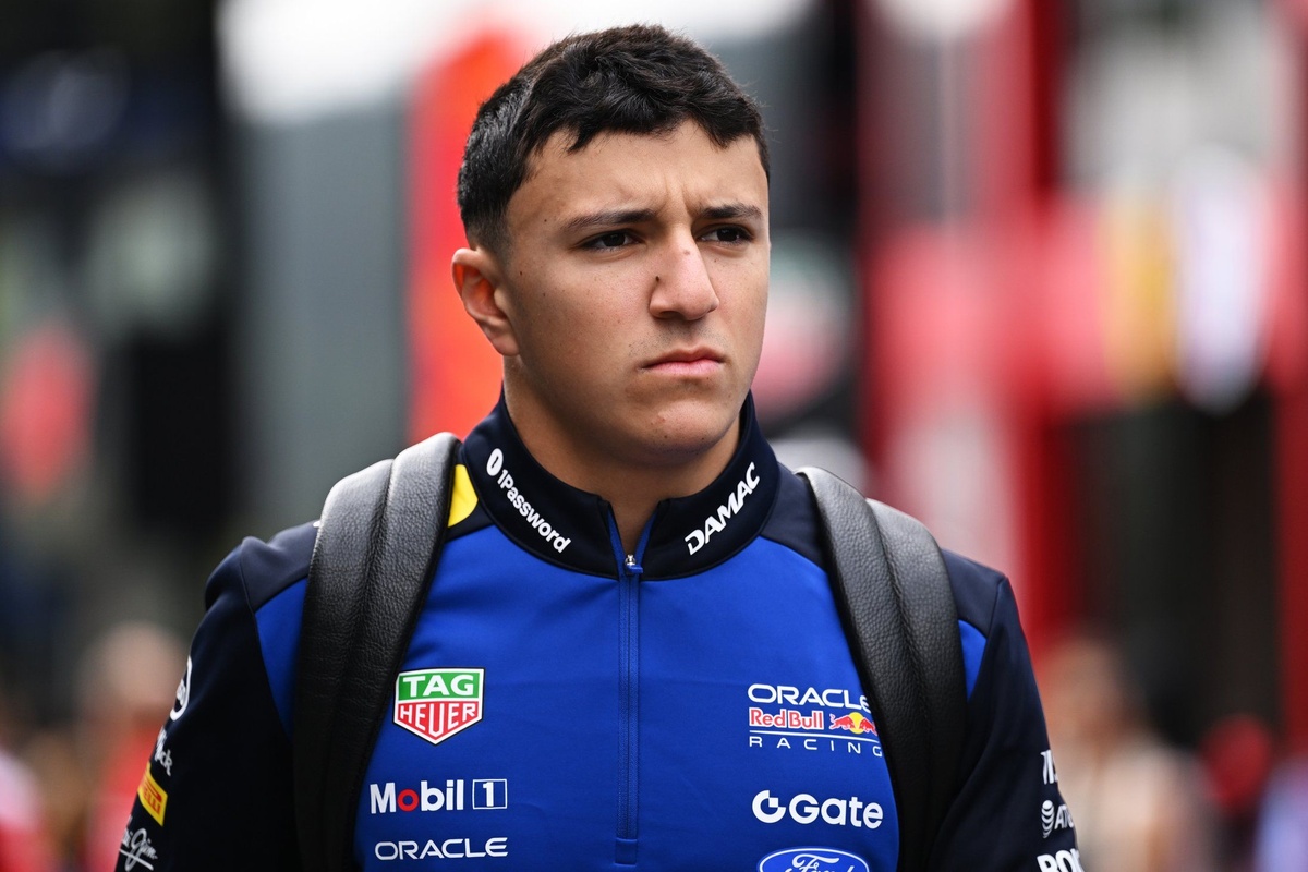F1 | Hadjar ha superato l'infortunio al polso e torna in Red Bull a Baku. Lawson di nuovo in Racing Bulls
