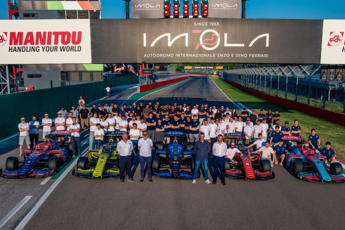 La A2RL si prepara ad affrontare a Imola la sua prima gara internazionale