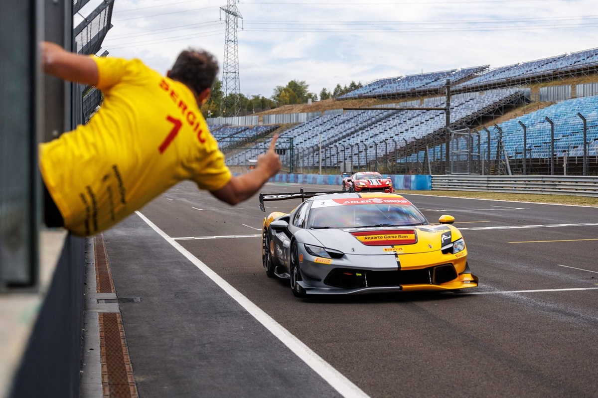 Ferrari Challenge | Gara 2 di Budapest a Paulet e Scheltema, Verhagen Campione nel Trofeo Pirelli Am