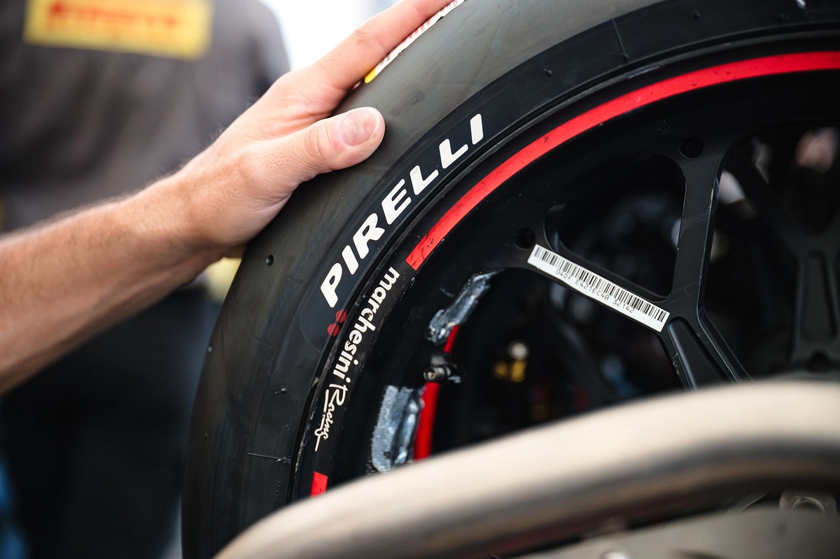 Test Pirelli negati: la mancanza di un'associazione dei piloti fa il gioco dei team ed è un monito per la MotoGP