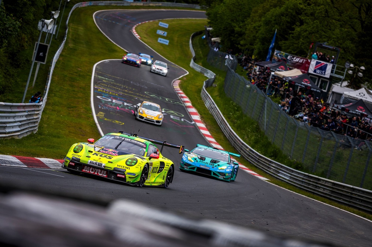 Caos al Nürburgring: cosa c'è dietro la nuova guerra dei campionati sul Nordschleife che mette a rischio la 24h