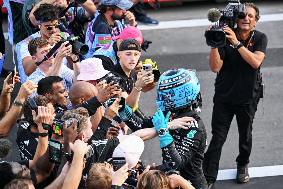 F1 | Mercedes, Russell firma una pole da urlo. Antonelli può ancora rimontare dopo il crash