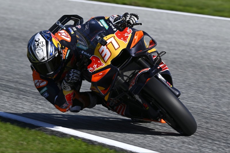 MotoGP | Risse, direttore tecnico KTM: ecco come Acosta fa la differenza con il suo stile di guida