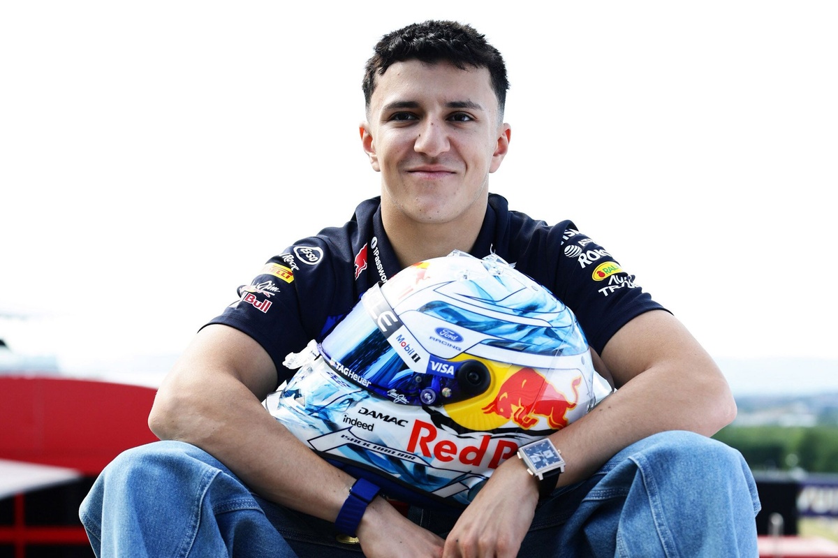 F1 | Red Bull annuncia il rinnovo di Isack Hadjar per la stagione 2027