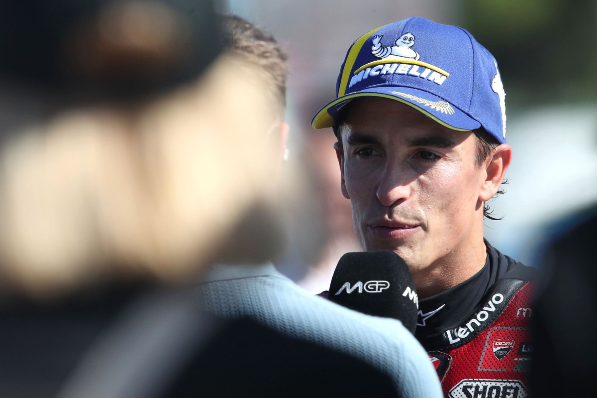 MotoGP | Marquez: "Leggere cosa ha scritto Vale su di me nel suo libro? Magari quando mi ritirerò"