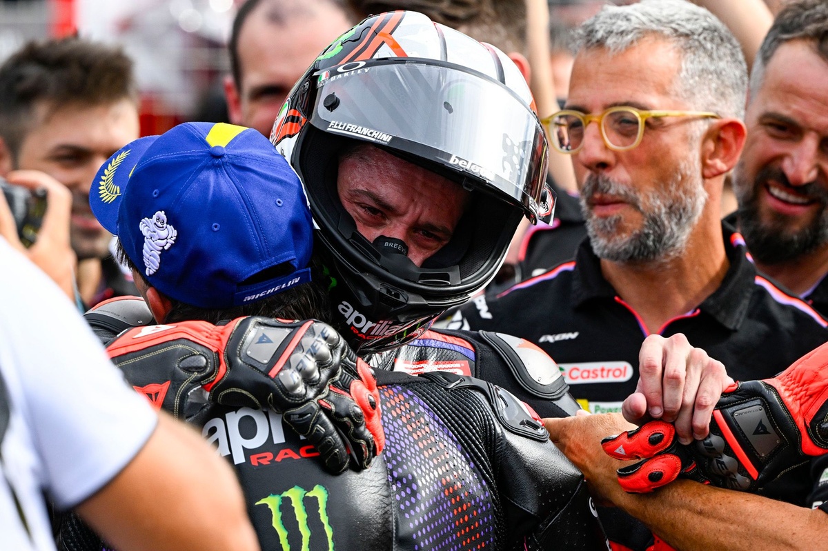 MotoGP | Bezzecchi: "Le lacrime? E' stata una bella esplosione di emozioni dopo un periodo difficile"