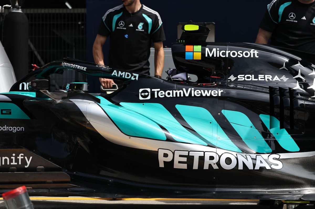 F1 | Mercedes, scatta il piano B: a Singapore farà il confronto tra i due pacchetti per sciogliere i dubbi