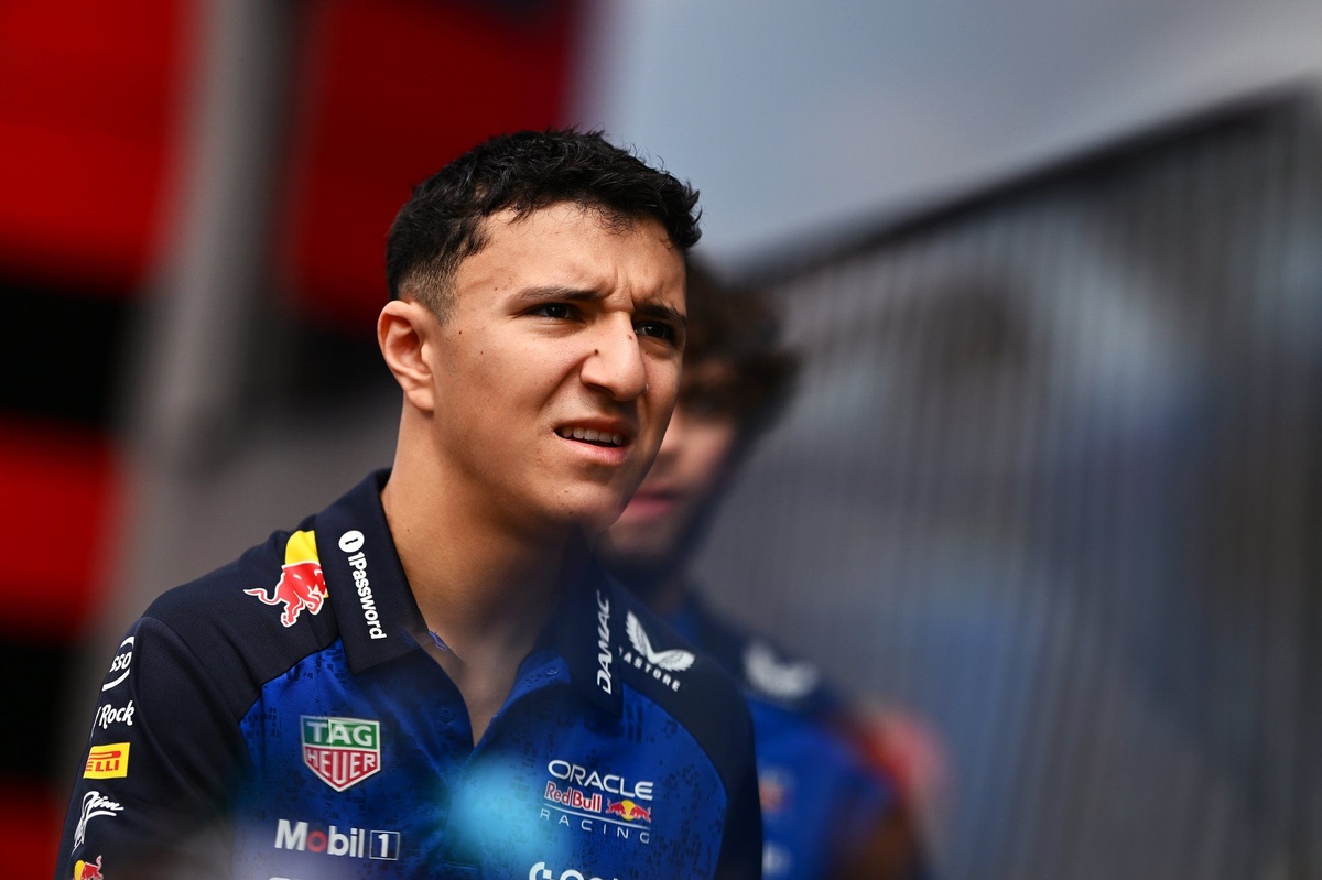 F1 | Isack Hadjar potrebbe saltare il GP d'Olanda. Red Bull ha già il piano per sostituirlo