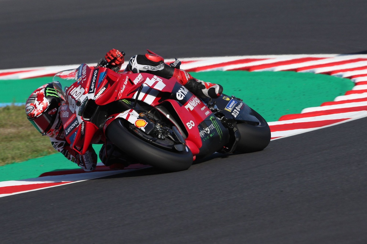 MotoGP | Bagnaia: "La mia gomma distrutta dipende dal fatto che mi manca tanto grip"