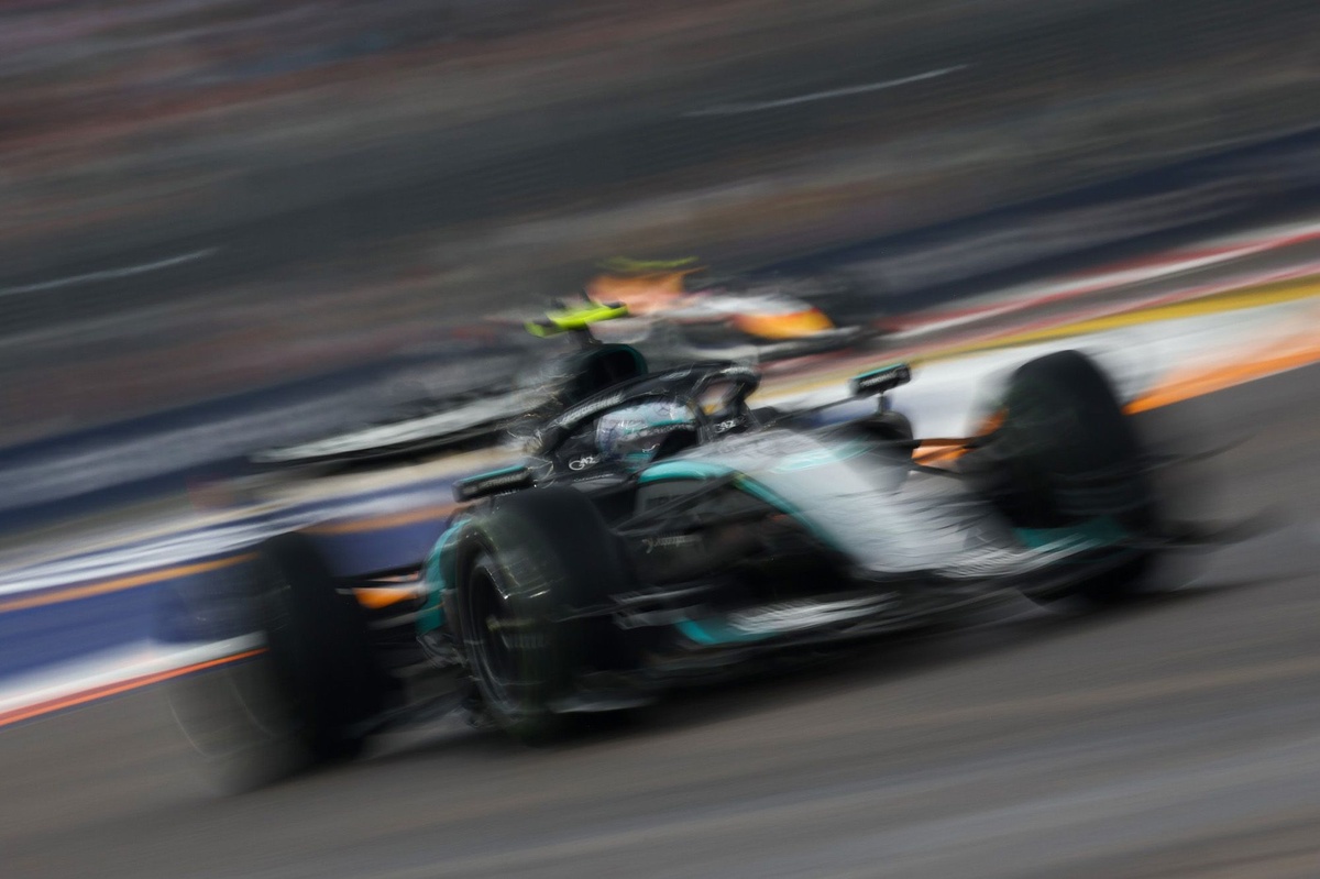 F1 | Mercedes, Antonelli convince a Singapore. Russell perde terreno, Shovlin cerca risposte