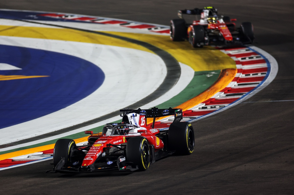 F1 | Ferrari, Singapore a metà: Leclerc secondo convince, mentre Hamilton spreca il podio