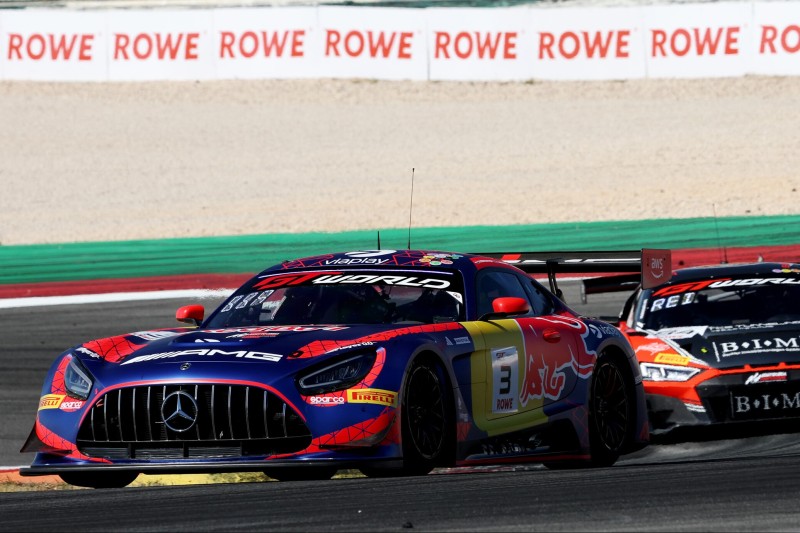 GT World | Verstappen coinvolto in un contatto nelle prime fasi della FP1 a Portimao: è under investigation