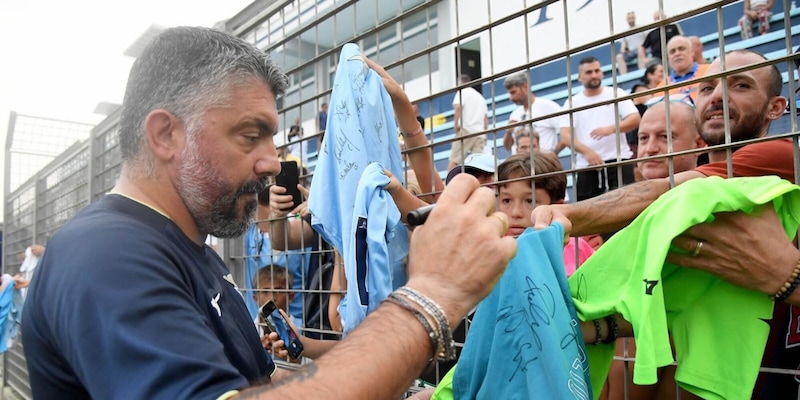 Lazio, mille tifosi a Formello per la squadra