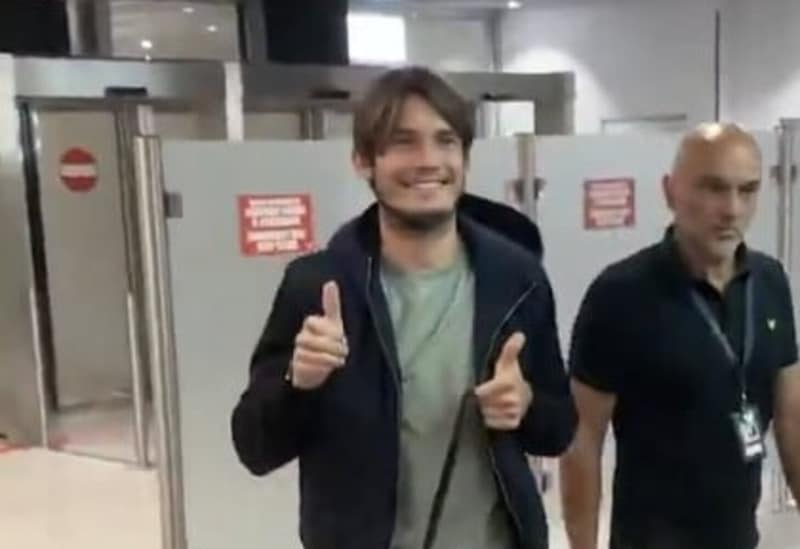 De Roon arriva a Roma, la sua giornata tra messaggio ai tifosi dell'Atalanta, lacrime e...