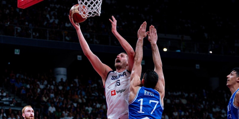 Qualificazioni Mondiali, Italbasket sconfitta anche dalla Serbia