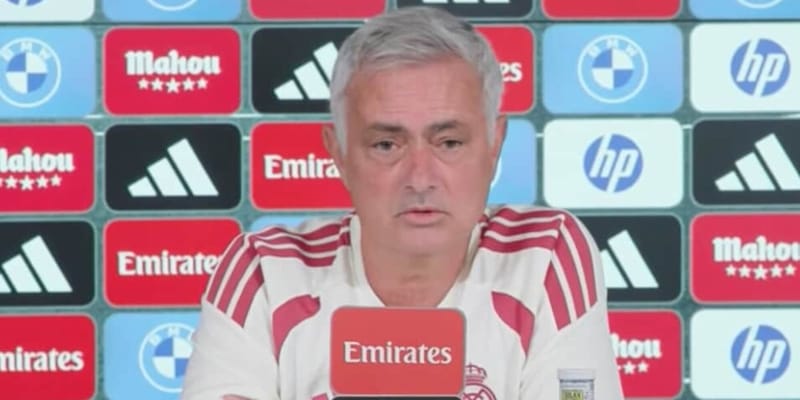 La bella dedica di Mourinho a Messi in conferenza stampa: "Toccherà vedere qualche partita di MLS..."