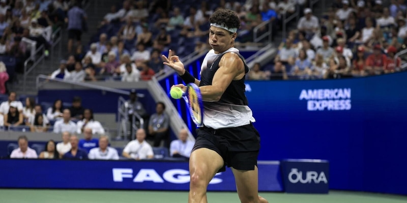 US Open: Shelton batte Shapovalov, scintille continue tra i due e una battaglia finita oltre le due di notte