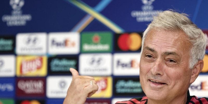 Mourinho scatenato: «Vuoi sapere con chi parlo io?»