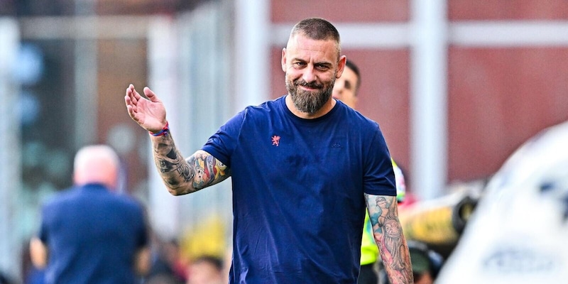 La dura verità di De Rossi sui social, la comunicazione e il Genoa a rischio: "Oggi basta che uno si svegli, metta le cuffie, una webcam e..."
