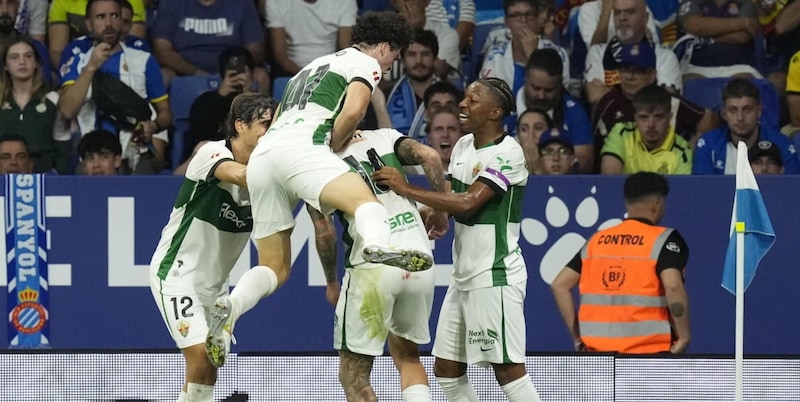 Elche eroico! In dieci dal 6' espugna il campo dell'Espanyol
