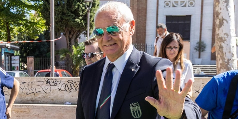 Ranieri carica Mancini: "Sa che partire bene è importante". Poi cita Boskov: "Disse che in Jugoslavia..."
