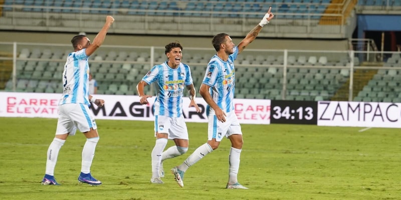 Dove vedere Livorno-Pescara in tv? Sky o Dazn, orario
