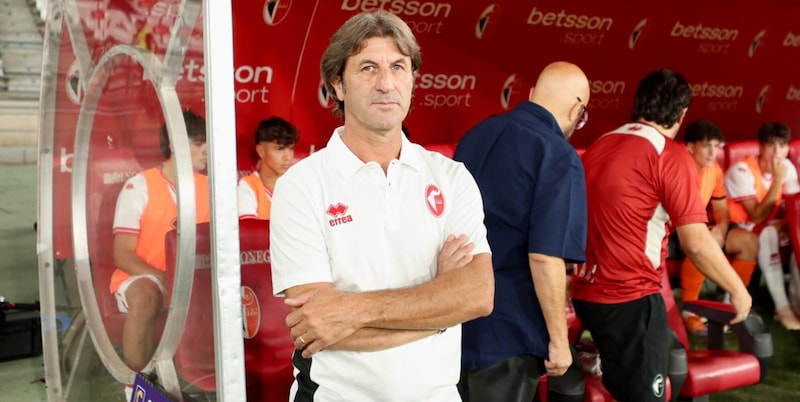 Dove vedere Bari-Cosenza in tv? Sky o Dazn, orario