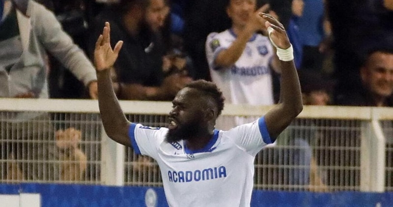 Lassine Sinayoko e il sorpasso del Paris Fc