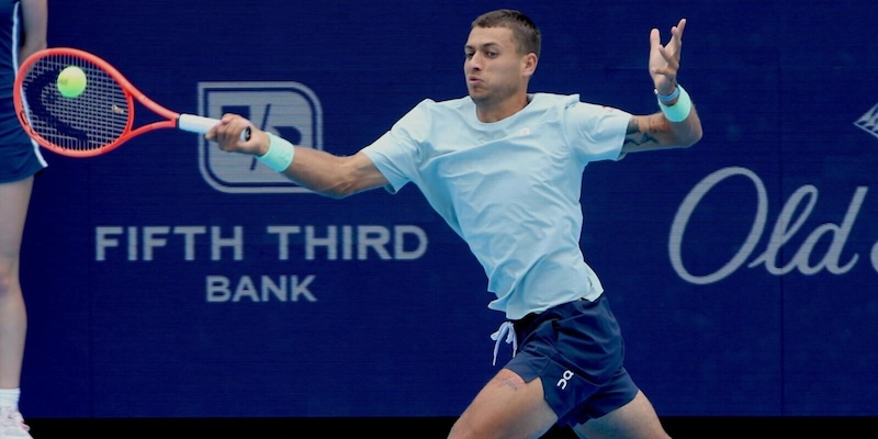 Atp 500 Pechino, Cobolli eliminato all'esordio. A Tokyo avanza Darderi