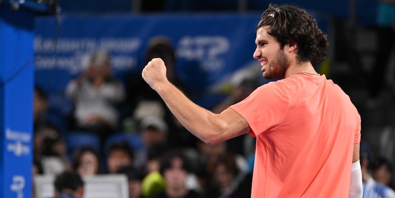 Atp Tokyo, Arnaldi spaventa Alcaraz ma cede in due set