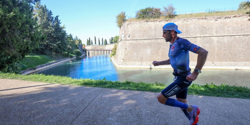 PeschieraTRI: spettacolo sul Garda con oltre 2200 atleti. I risultati
