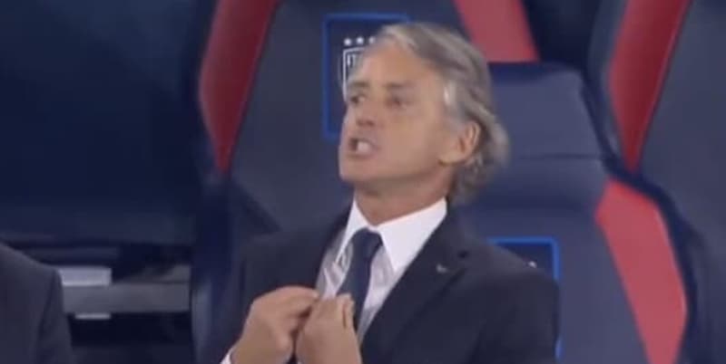 Mancini mai visto così carico: "Gigio, dove c... vai". Poi la gioia per la vittoria: "Ce la giocheremo in Belgio"