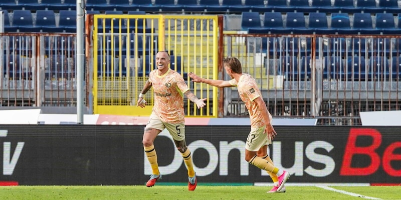 Il Palermo continua la sua corsa: quattro gol all'Empoli. Successo per il Benevento contro il Cesena