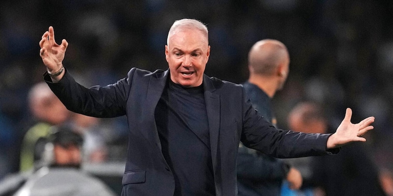 Frosinone, Alvini sul rigore del Napoli: "È un po' 'morbido'. La ripetizione? Mi sono arrabbiato, ma..."