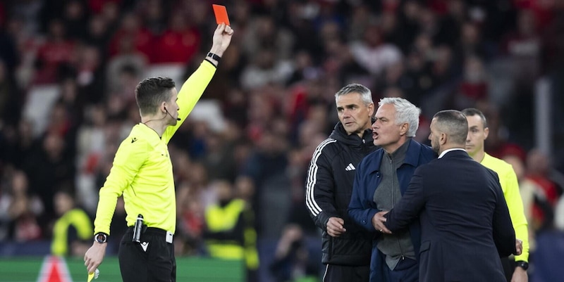 Un anno fa ha espulso Mourinho in Champions: Letexier sarà l'arbitro all'Olimpico della sfida tra Roma e Real Madrid