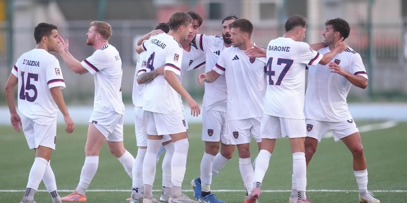Dove vedere Cosenza-Altamura in tv? Sky o Dazn, orario