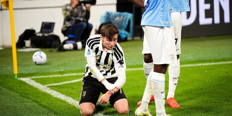 Lussazione alla spalla per Conceiçao: quante partite salta con la Juve
