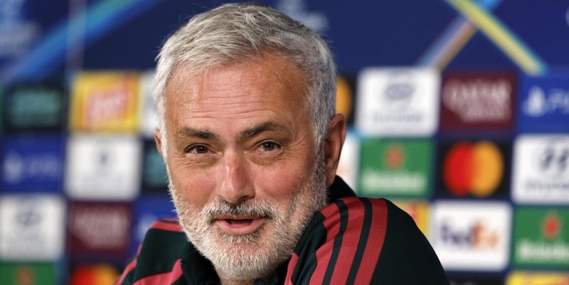 Mourinho parla ancora della Roma e va netto su Vinicius: "Di intoccabile c'è solo lo stemma del Real"