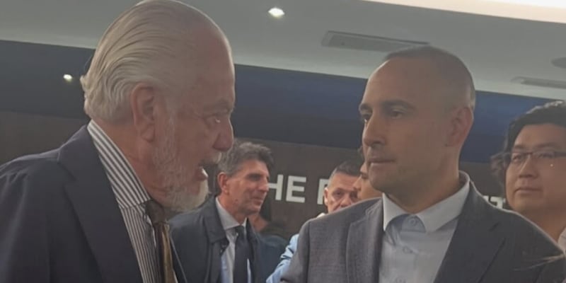 De Laurentiis incontra Rizzetta, ripartono i dialoghi: il Napoli valutato due miliardi